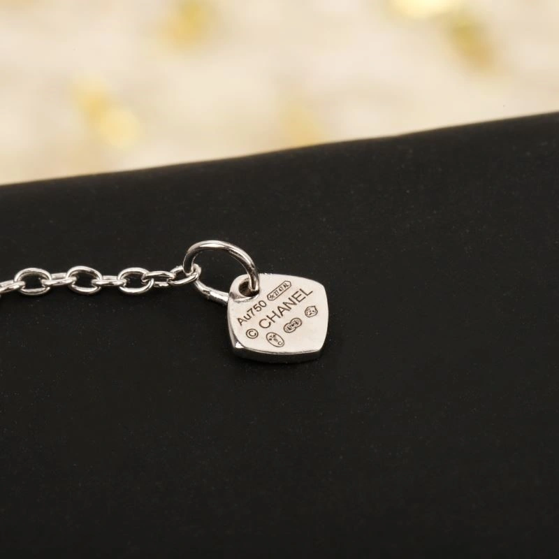 Cozy Hermes Necklaces 246905