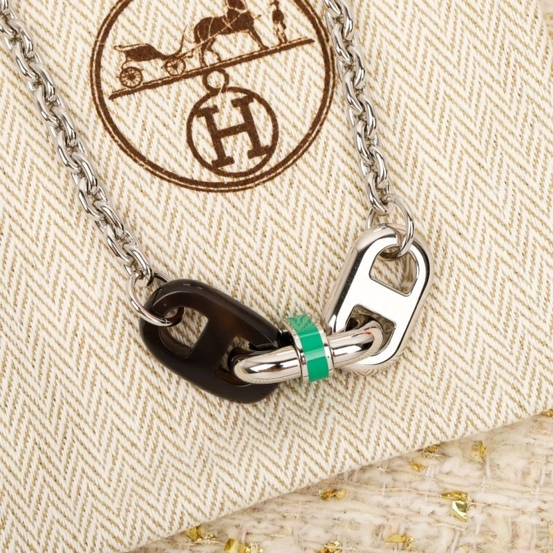 Tailored Hermes Necklaces 246875