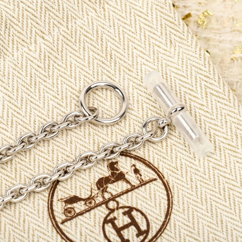 Tailored Hermes Necklaces 246875