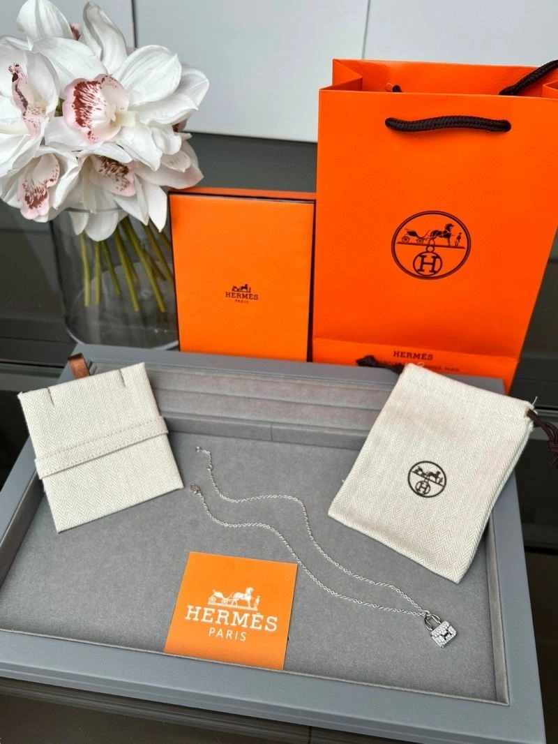 Hermes Necklaces Stretchable 246882