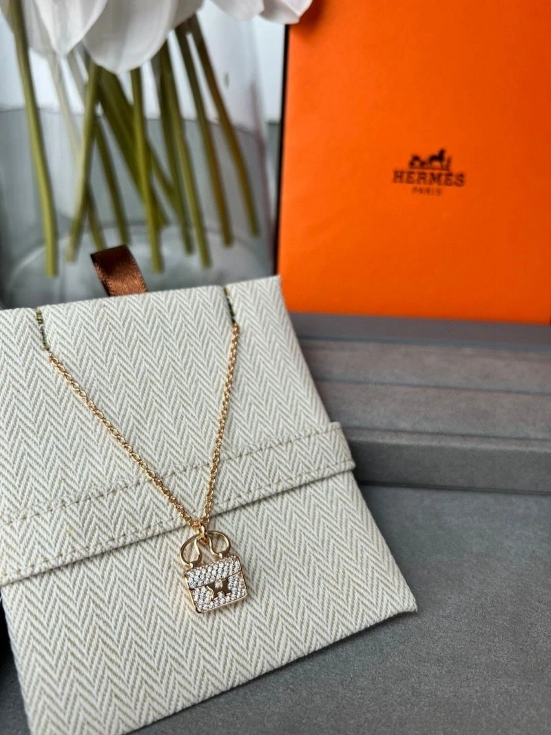 Elegant Hermes Necklaces 246886
