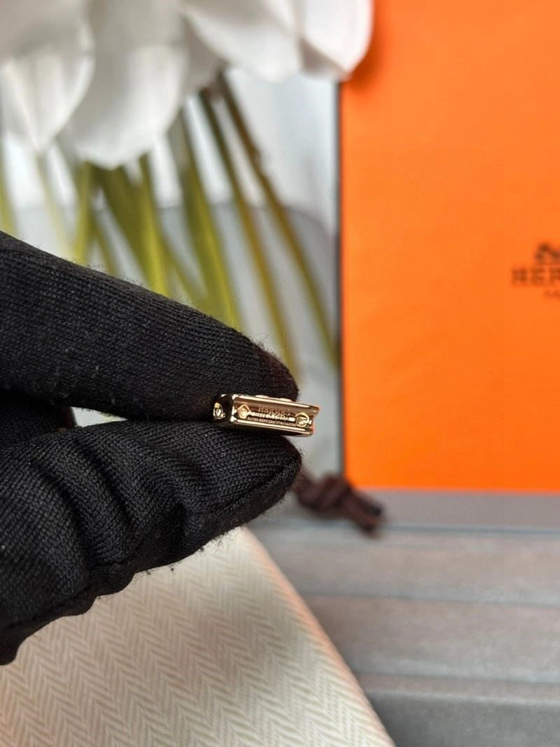Elegant Hermes Necklaces 246886