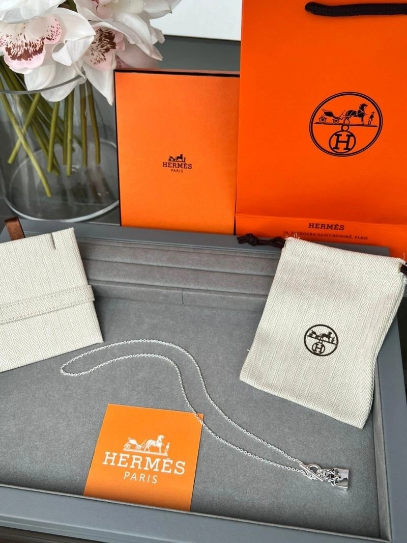 Functional Hermes Necklaces 246876