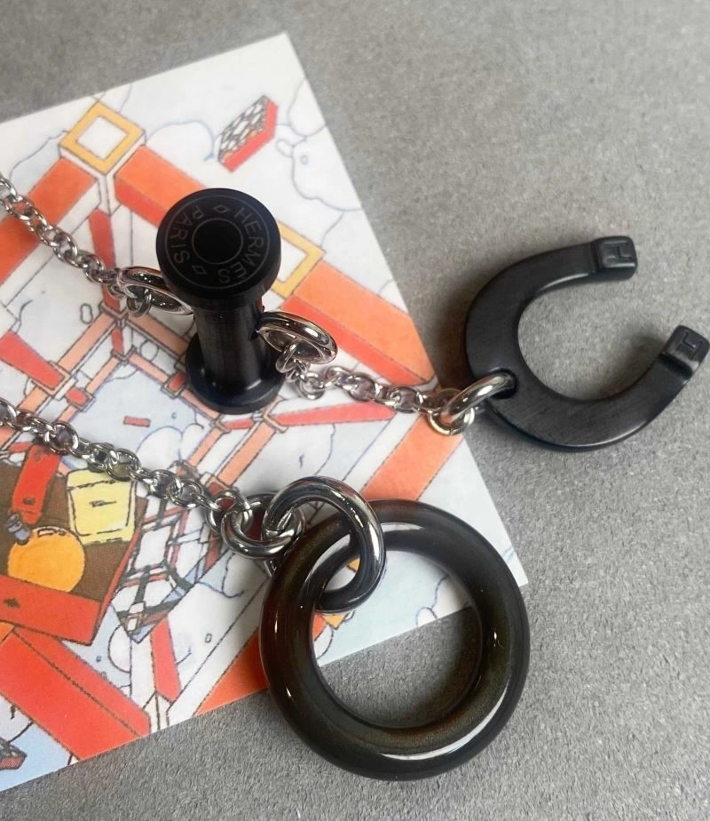 Trendsetting Hermes Necklaces 246842