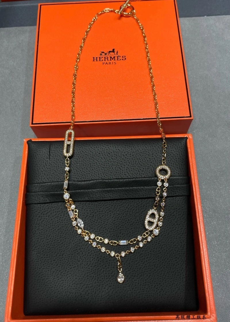 Sleek Hermes Necklaces 246772