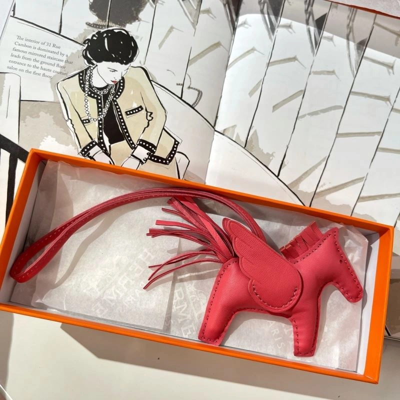 Hermes Ornaments Snug 270213