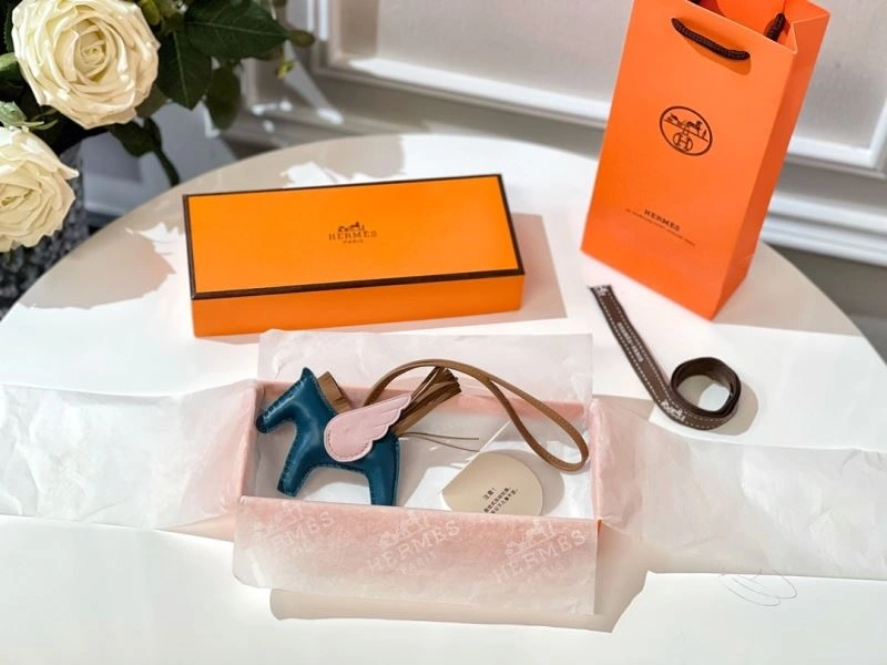 Affordable Hermes Ornaments 270220