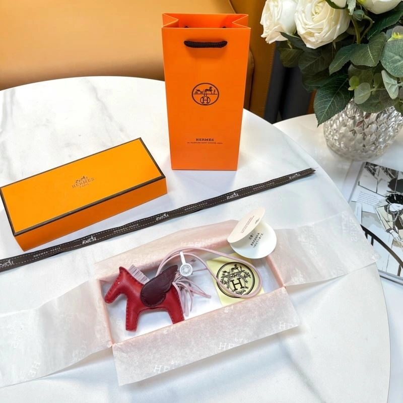 Supportive Hermes Ornaments 270222