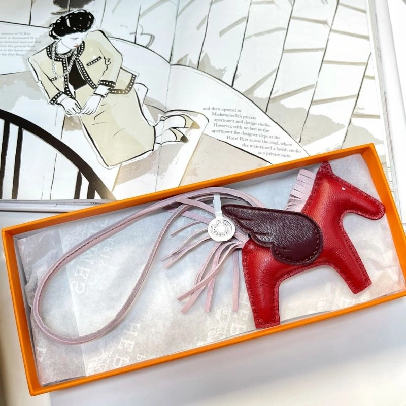 Supportive Hermes Ornaments 270222