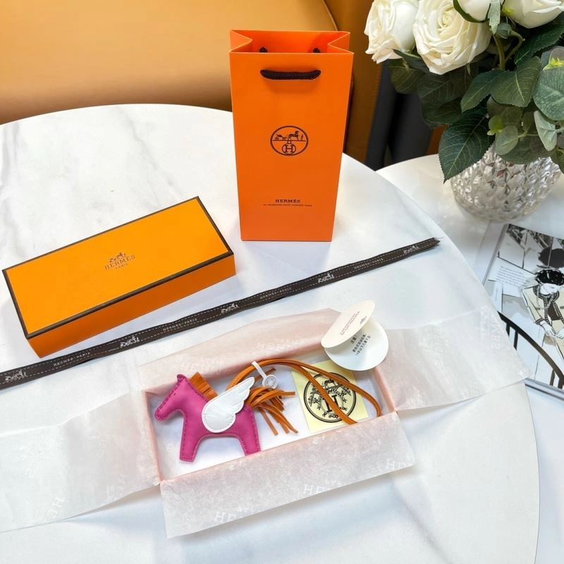 Hermes Ornaments Comfortable 270231
