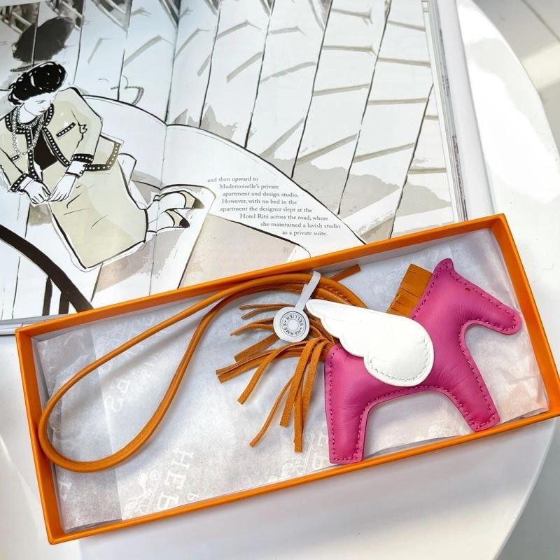 Hermes Ornaments Comfortable 270231