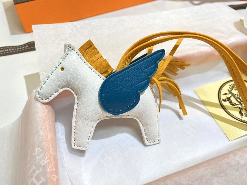 Hermes Ornaments Comfortable 270231