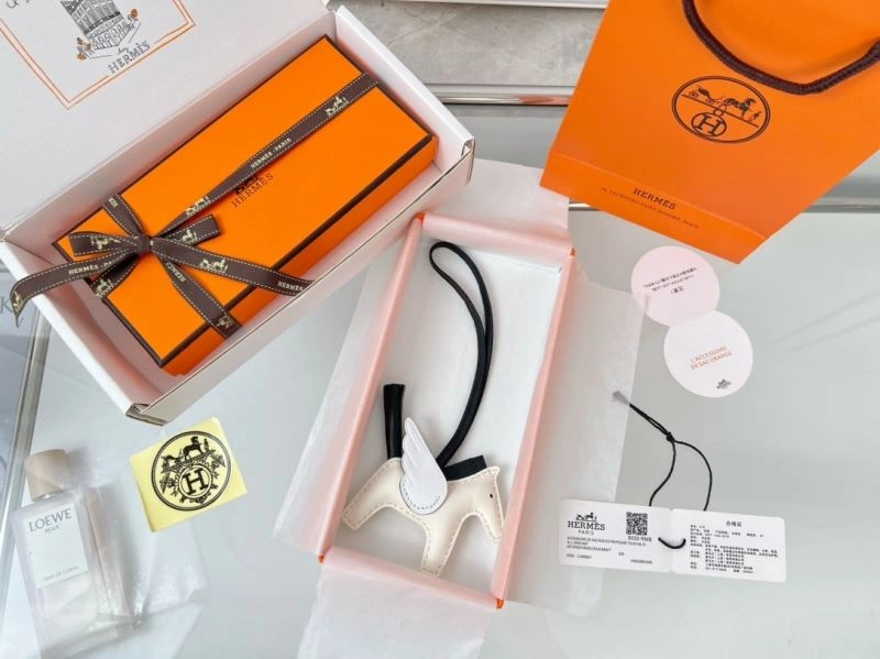 Compact Hermes Ornaments 270183