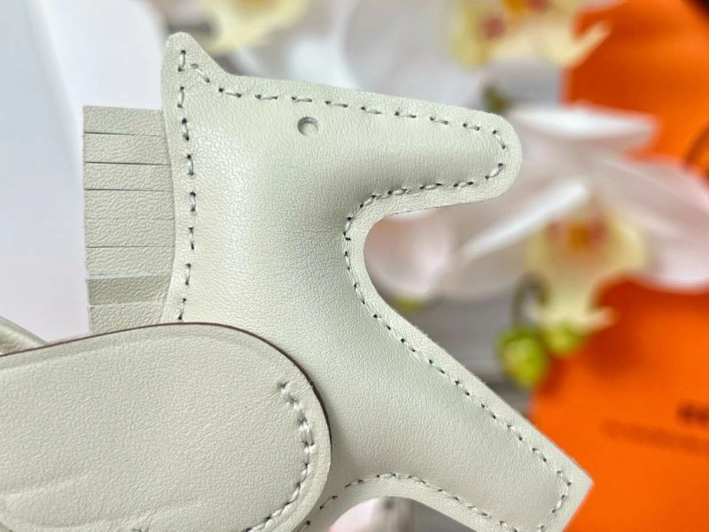 Hermes Ornaments Cozy 270143