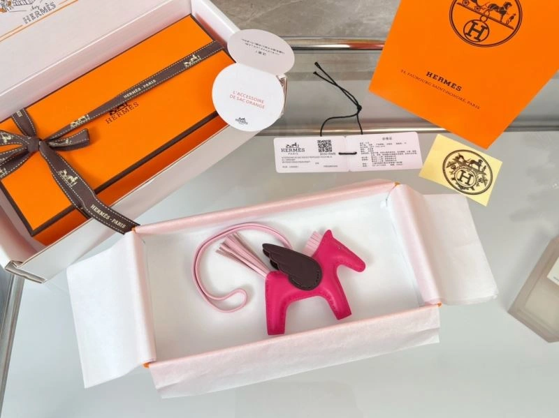 Durable Hermes Ornaments 270154
