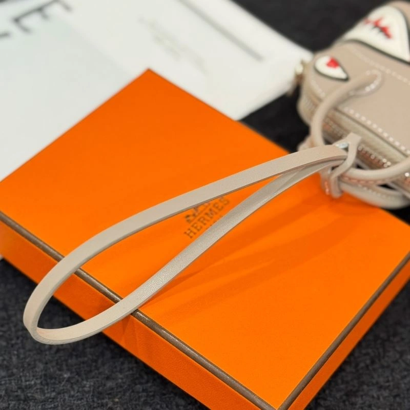 Durable Hermes Ornaments 270130