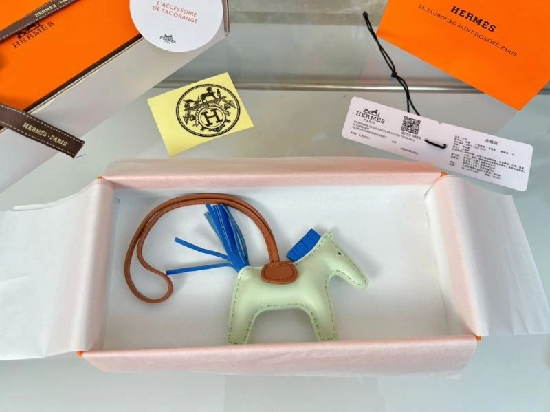 WellDesigned Hermes Ornaments 270090