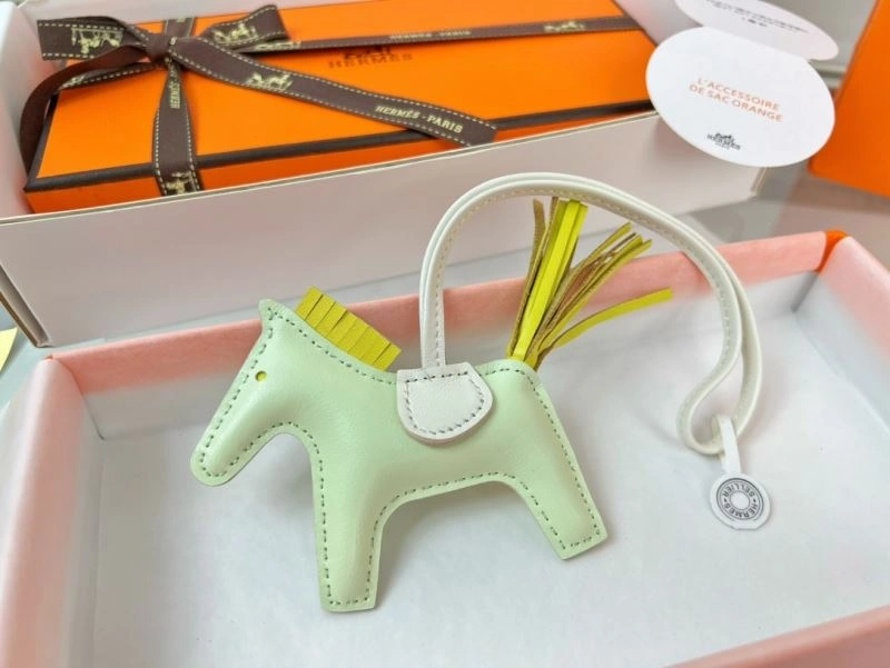 Youthful Hermes Ornaments 270118