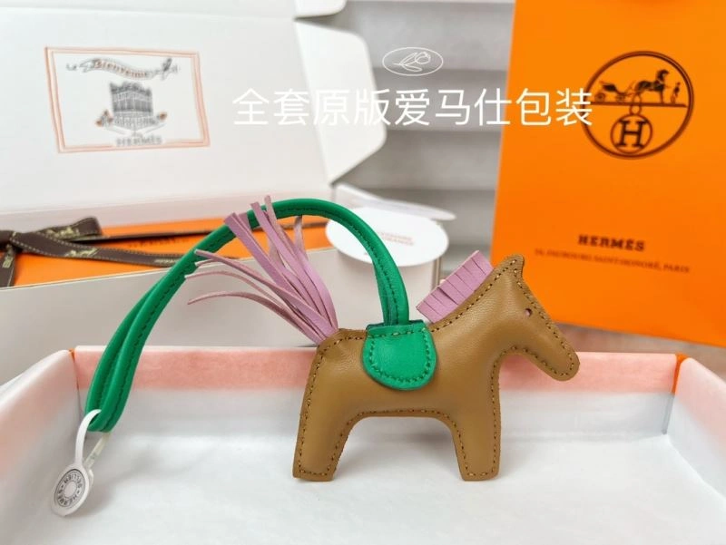 Minimalist Hermes Ornaments 270122