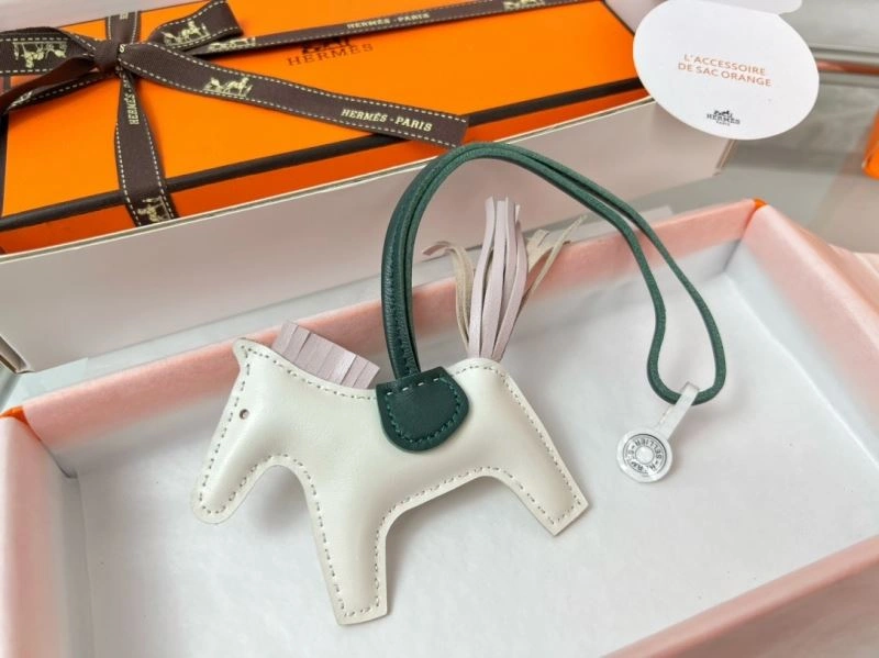 Casual Hermes Ornaments 270110