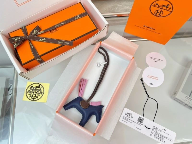 Youthful Hermes Ornaments 270108