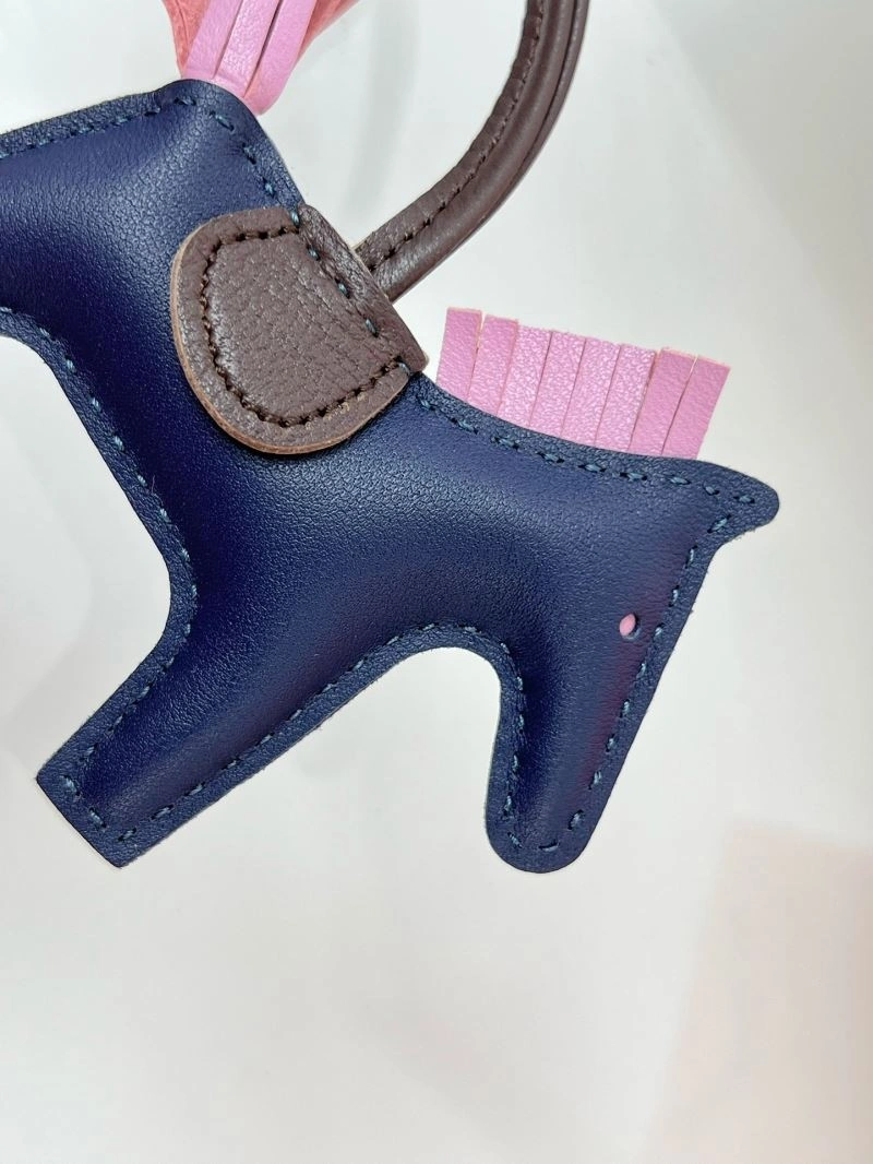 Youthful Hermes Ornaments 270108