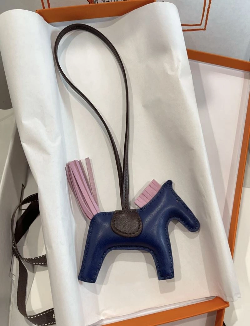 Youthful Hermes Ornaments 270108