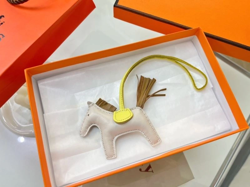 UrbanChic Hermes Ornaments 270084
