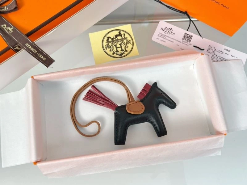 Lightweight Hermes Ornaments 270056