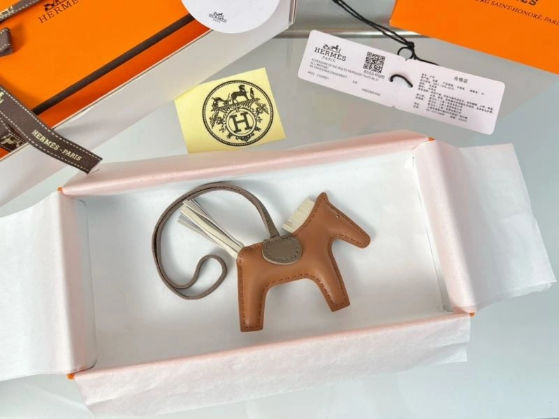 OdorResistant Hermes Ornaments 270075