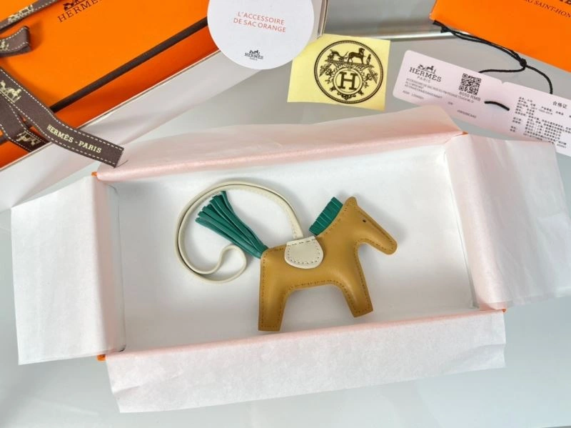 Compact Hermes Ornaments 270051