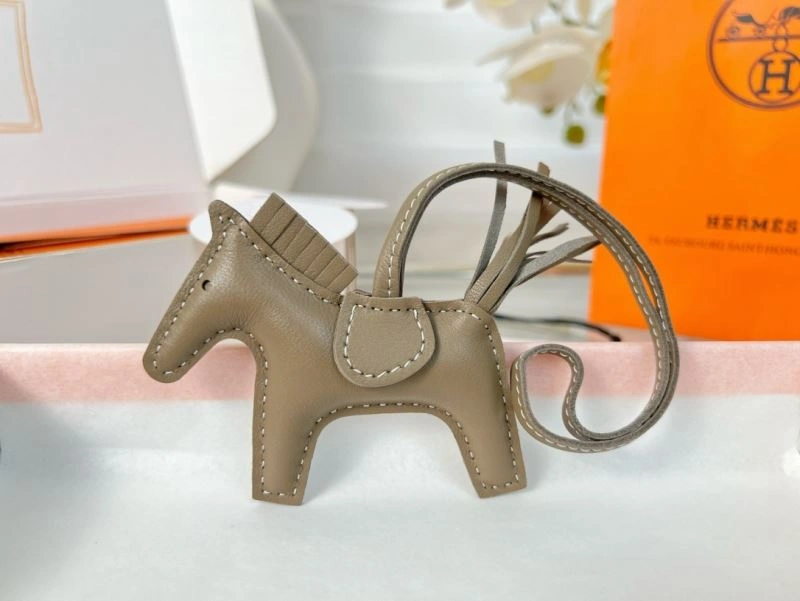 Neat Hermes Ornaments 270049