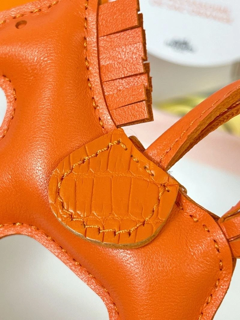 Hermes Ornaments Minimalist 270044