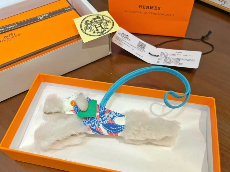 Sophisticated Hermes Ornaments 270031