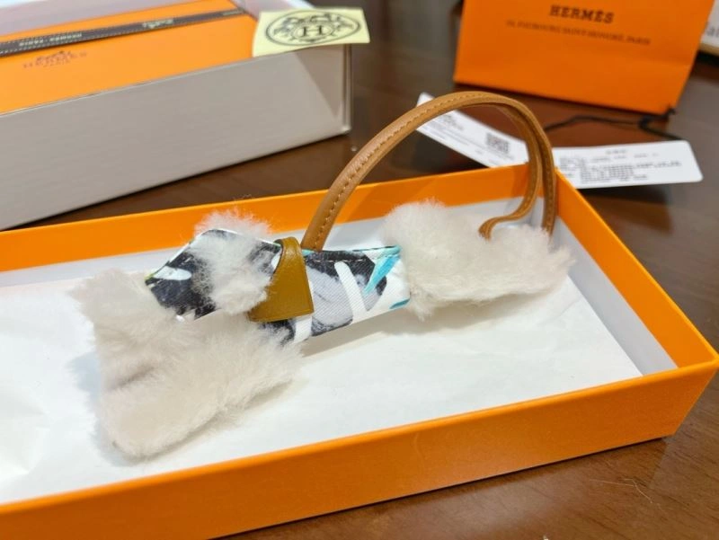 Hermes Ornaments Efficient 270034