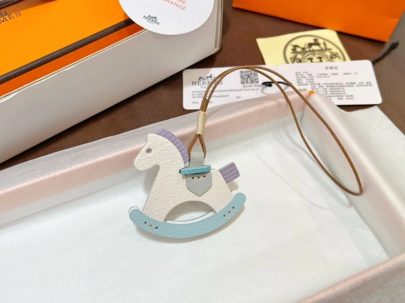 Casual Hermes Ornaments 269733