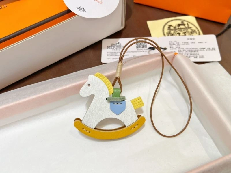 Casual Hermes Ornaments 269733