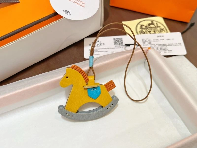 Casual Hermes Ornaments 269733