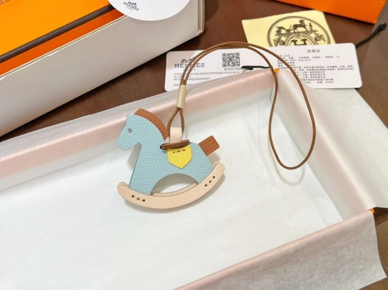 Casual Hermes Ornaments 269733