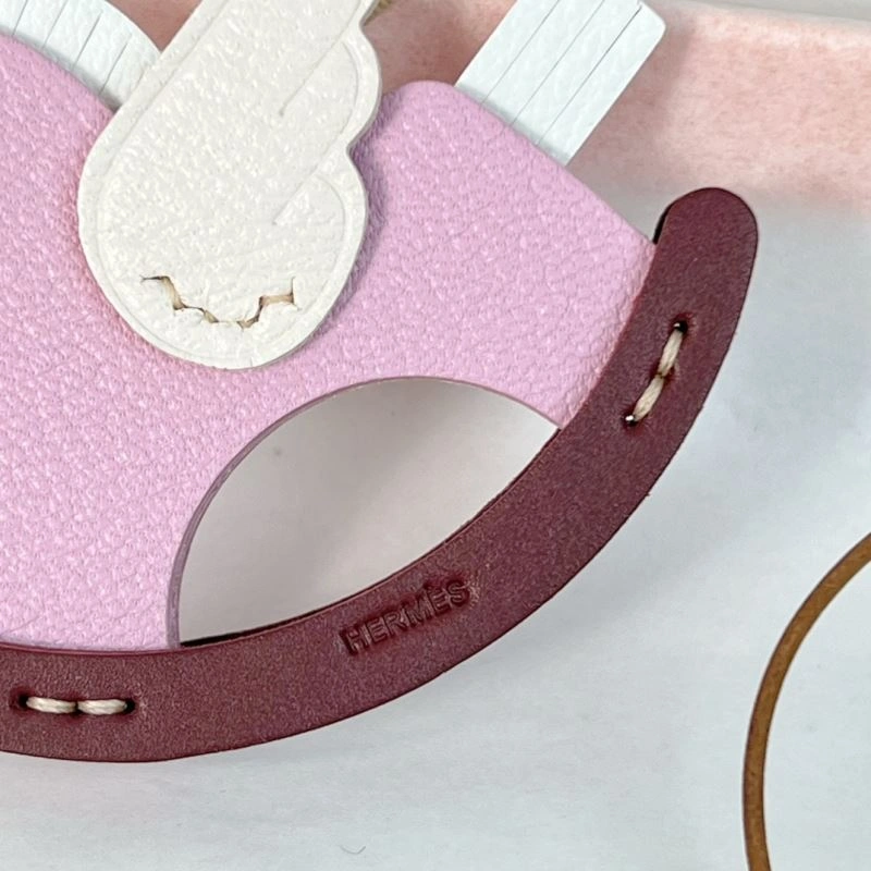 Casual Hermes Ornaments 269726