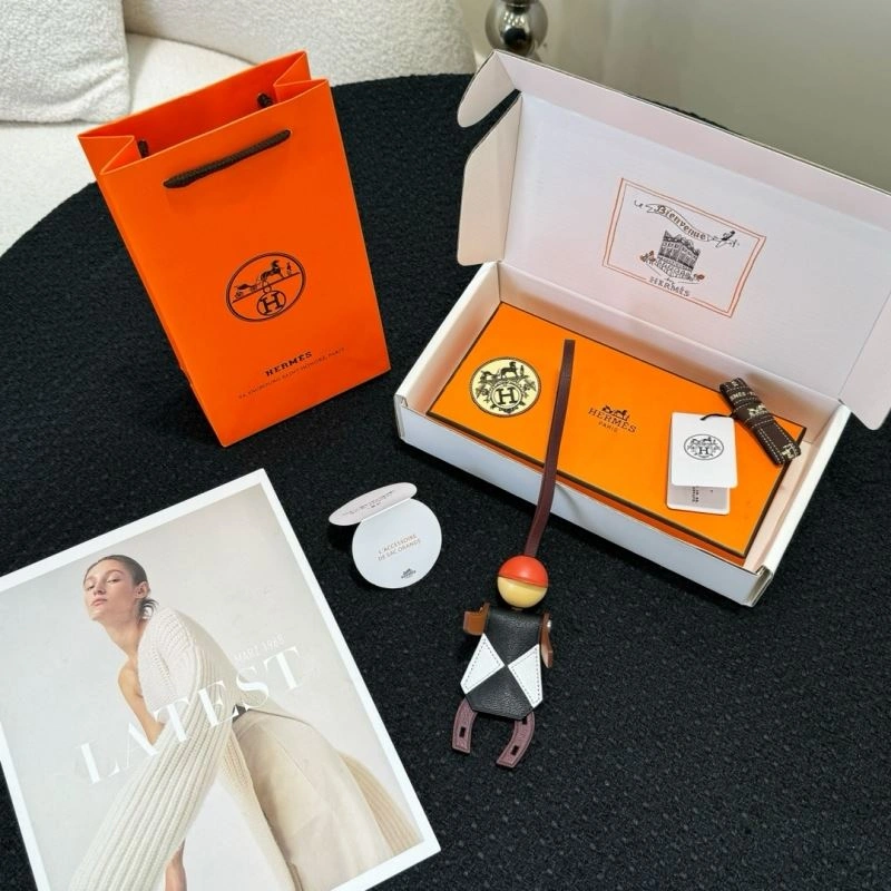 UrbanChic Hermes Ornaments 269452