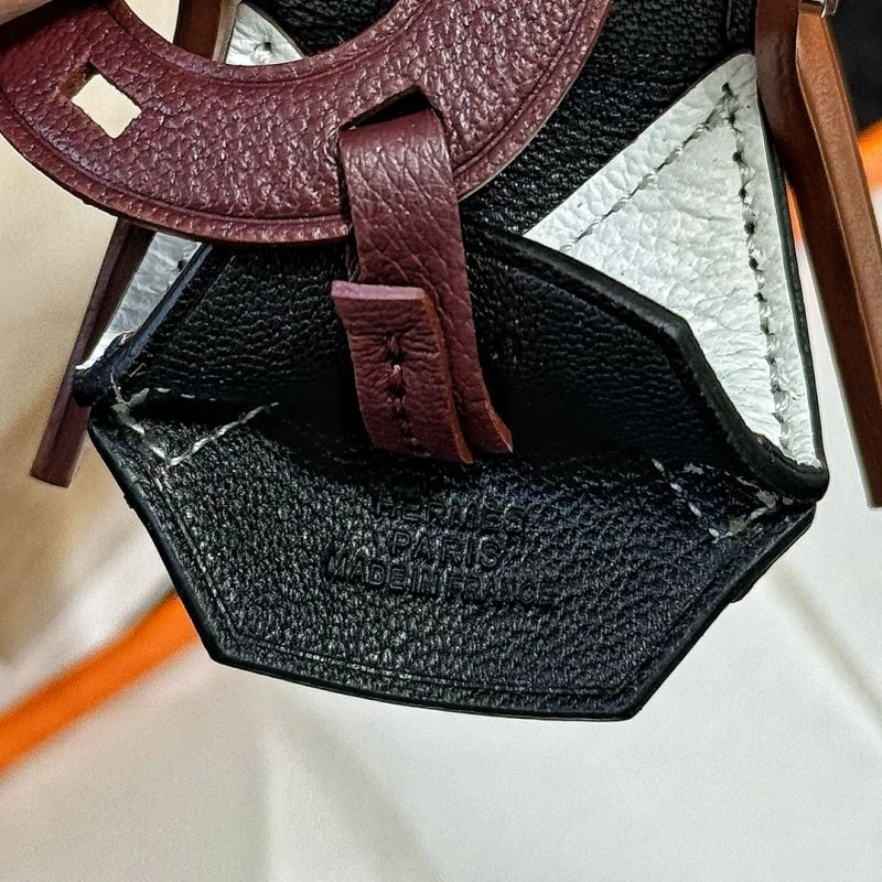 UrbanChic Hermes Ornaments 269452