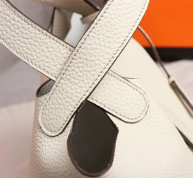 Hermes Picotin Lock Compact 89977