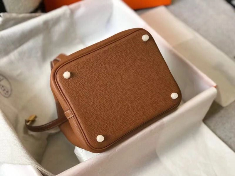Trendsetting Hermes Picotin Lock 89944