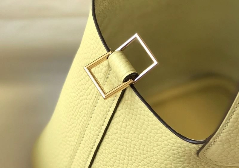 Hermes Picotin Lock Trendsetting 64356