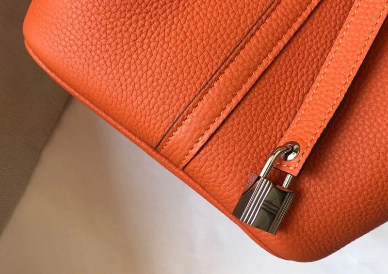 Neat Hermes Picotin Lock 48584