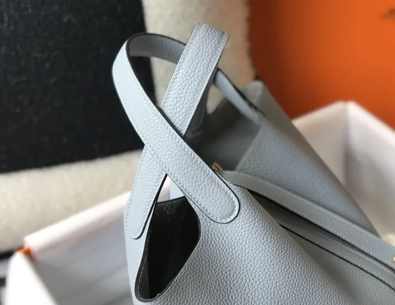 Lightweight Hermes Picotin Lock 48577