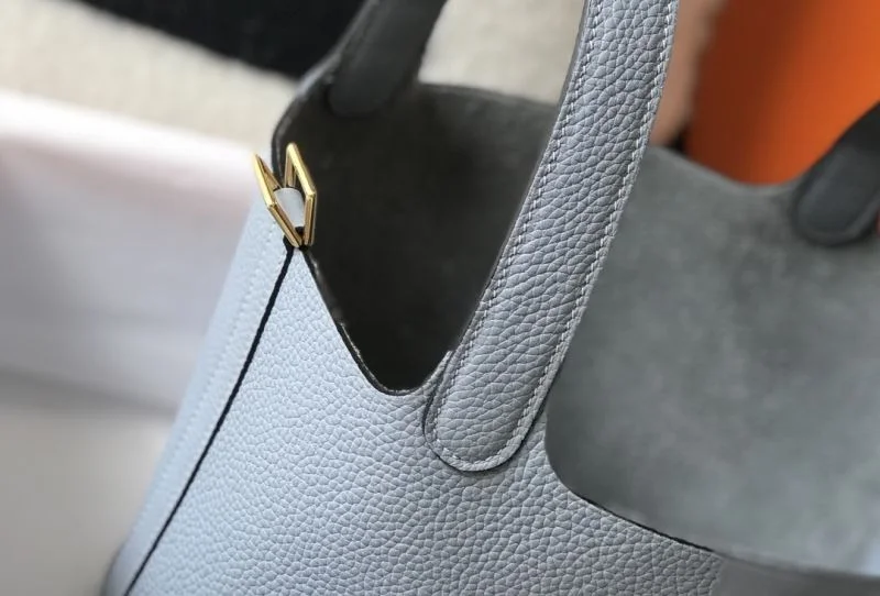 Lightweight Hermes Picotin Lock 48577
