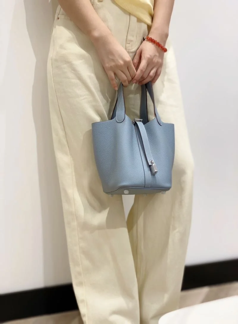 Lightweight Hermes Picotin Lock 48571