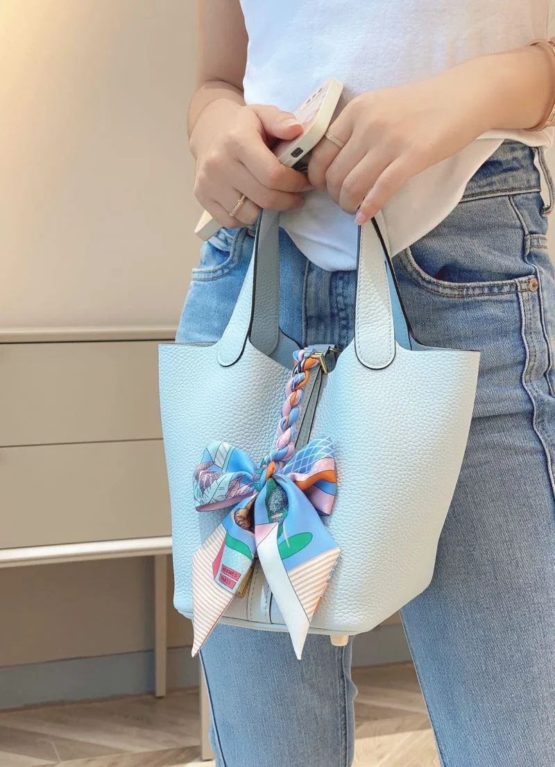 Breathable Hermes Picotin Lock 48566